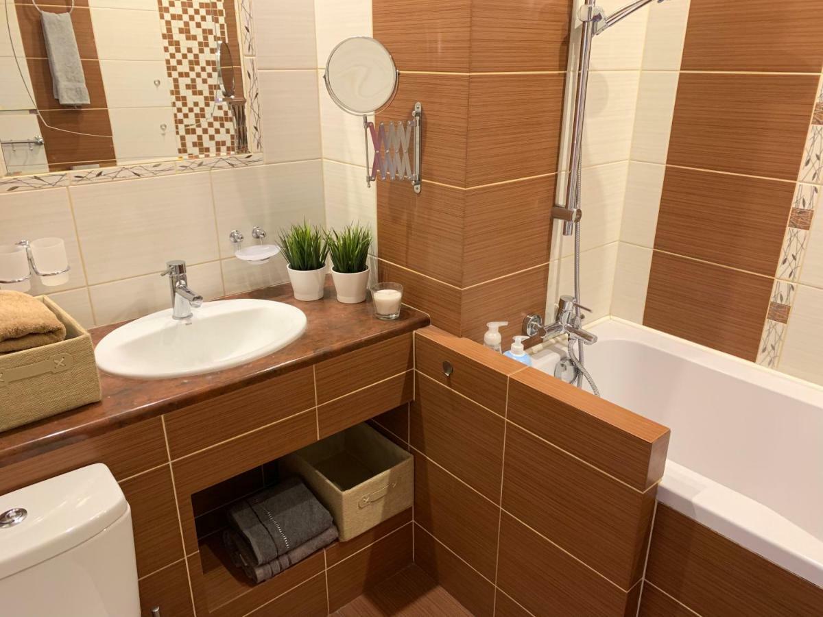 Apartament Zelazna 11 Apartment Torun Ngoại thất bức ảnh