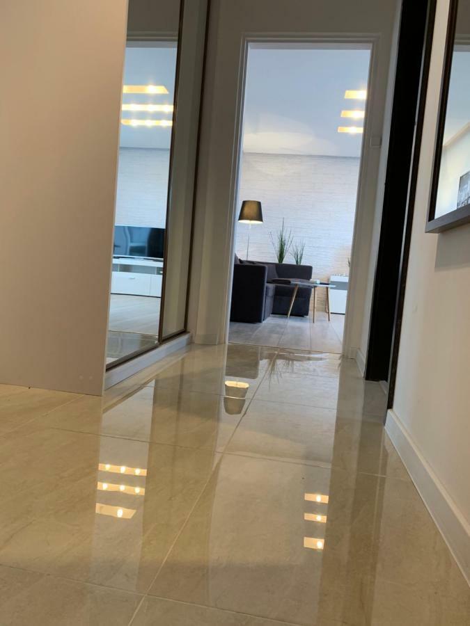 Apartament Zelazna 11 Apartment Torun Ngoại thất bức ảnh